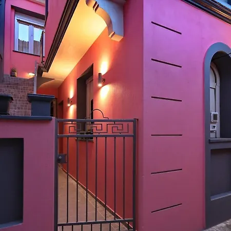 Fouxia-yellow アパート スコペロス