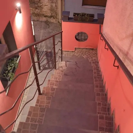 アパート Fouxia-yellow スコペロス