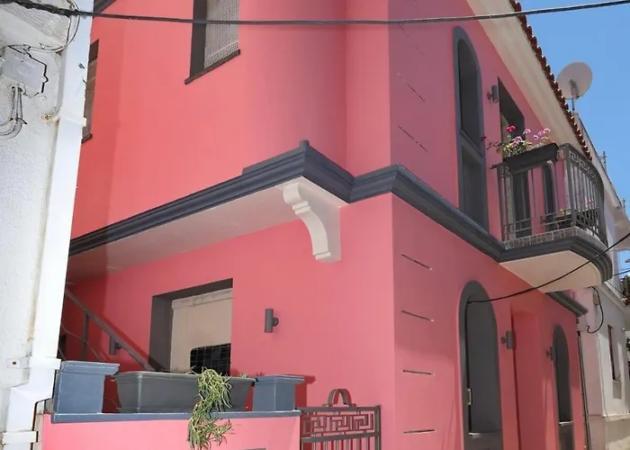 Fouxia-yellow Apartment