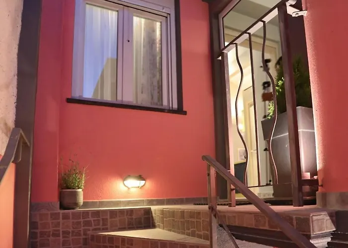 Fouxia-yellow Apartment *