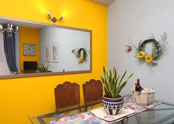 Fouxia-yellow Apartment *