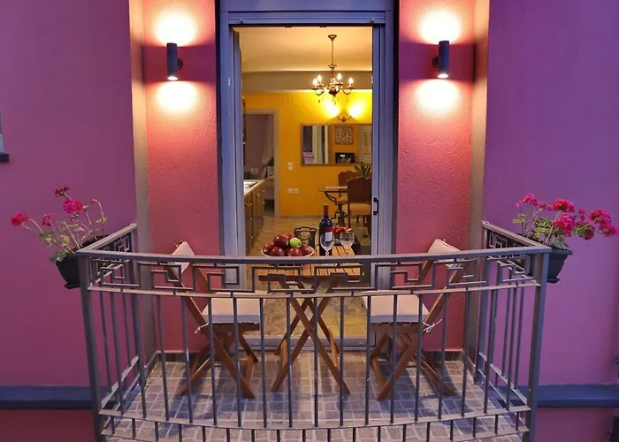 Fouxia-yellow Apartment